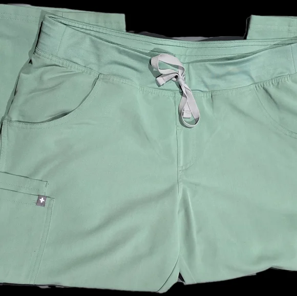 Figs Jade Petite Scrub Pants - Picture 1 of 5